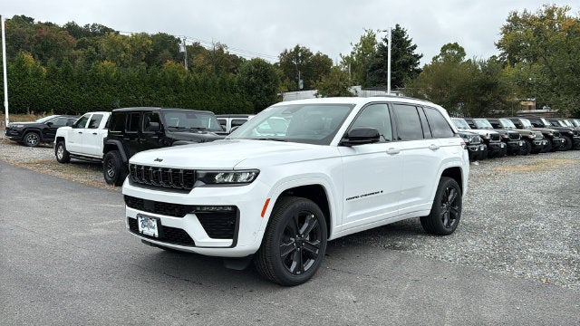 2027 Jeep Grand Cherokee GRAND CHEROKEE LIMITED RESERVE 4X4