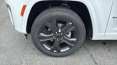 2027 Jeep Grand Cherokee GRAND CHEROKEE LIMITED RESERVE 4X4