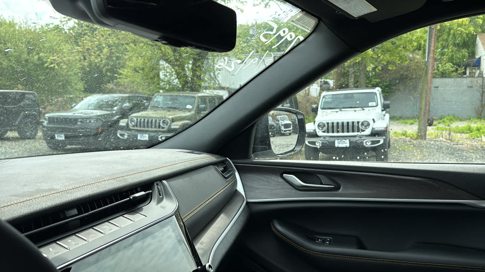 2026 Jeep Grand Cherokee 85th Anniversary Edition
