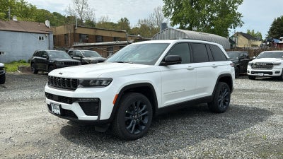 2026 Jeep Grand Cherokee 85th Anniversary Edition