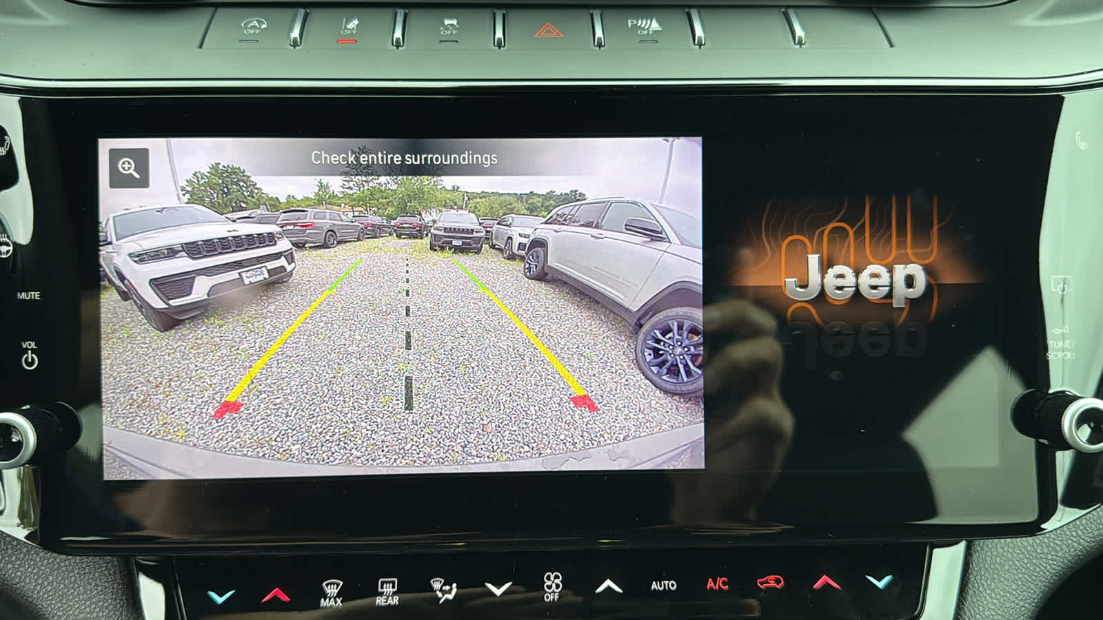 2027 Jeep Grand Cherokee Limited
