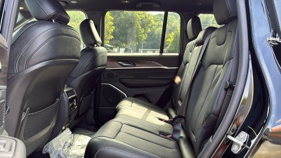 2027 Jeep Grand Cherokee Limited Reserve