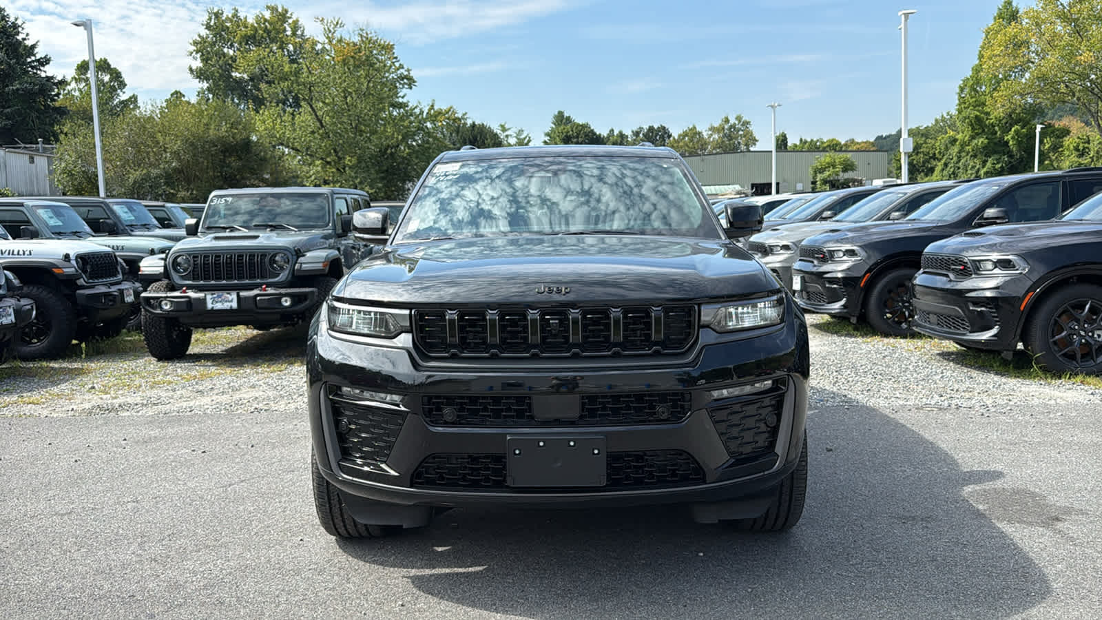 2027 Jeep Grand Cherokee Limited Reserve