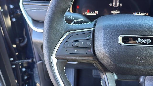2027 Jeep Grand Cherokee GRAND CHEROKEE LIMITED RESERVE 4X4