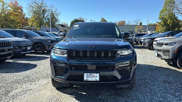 2027 Jeep Grand Cherokee GRAND CHEROKEE LIMITED RESERVE 4X4