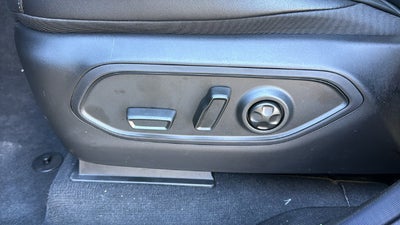 2027 Jeep Grand Cherokee GRAND CHEROKEE LIMITED RESERVE 4X4