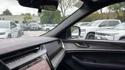 2027 Jeep Grand Cherokee GRAND CHEROKEE LIMITED 4X4