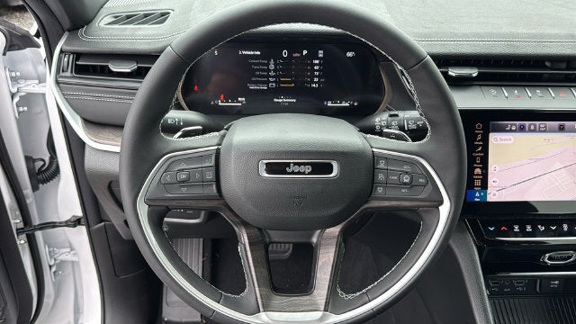 2027 Jeep Grand Cherokee GRAND CHEROKEE LIMITED 4X4