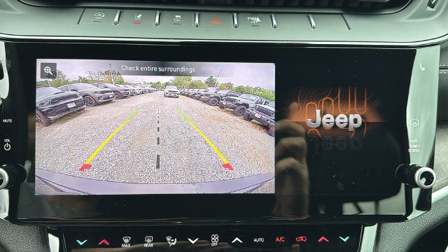 2027 Jeep Grand Cherokee GRAND CHEROKEE LIMITED 4X4