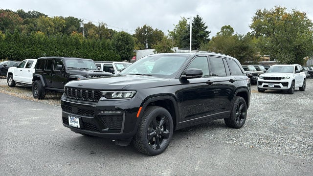 2027 Jeep Grand Cherokee GRAND CHEROKEE LIMITED 4X4