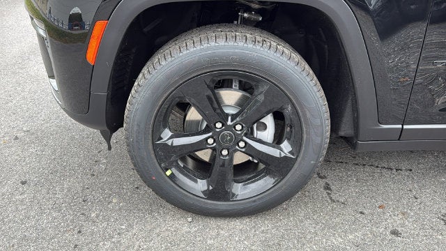 2027 Jeep Grand Cherokee GRAND CHEROKEE LIMITED 4X4