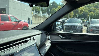 2027 Jeep Grand Cherokee GRAND CHEROKEE LIMITED RESERVE 4X4