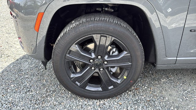2027 Jeep Grand Cherokee GRAND CHEROKEE LIMITED RESERVE 4X4