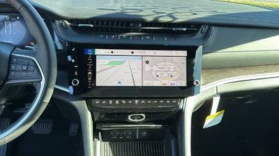 2027 Jeep Grand Cherokee GRAND CHEROKEE LIMITED 4X4