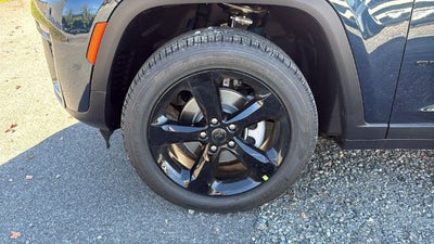 2027 Jeep Grand Cherokee GRAND CHEROKEE LIMITED 4X4