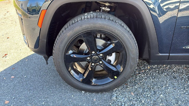 2027 Jeep Grand Cherokee GRAND CHEROKEE LIMITED 4X4
