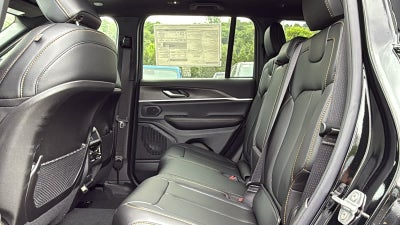 2026 Jeep Grand Cherokee 85th Anniversary Edition