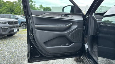 2026 Jeep Grand Cherokee 85th Anniversary Edition
