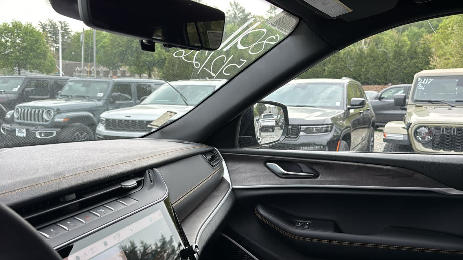 2026 Jeep Grand Cherokee 85th Anniversary Edition