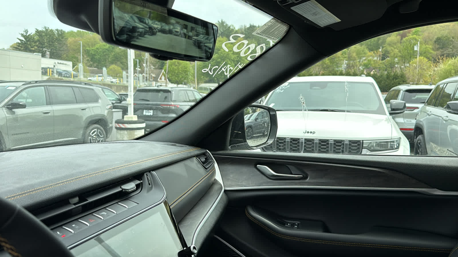 2026 Jeep Grand Cherokee 85th Anniversary Edition