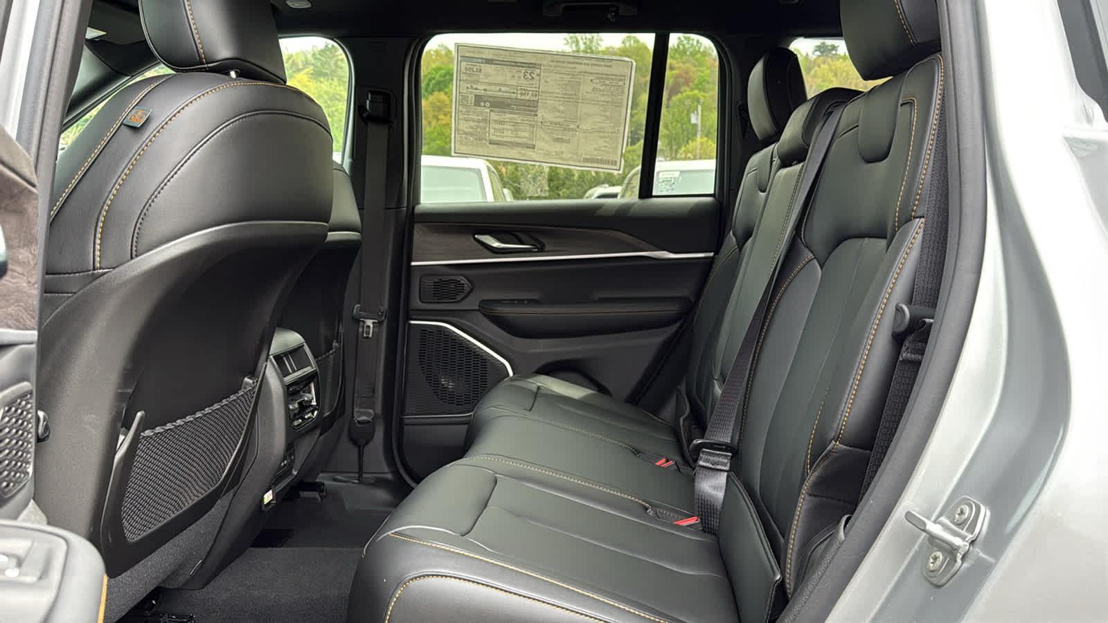 2026 Jeep Grand Cherokee 85th Anniversary Edition