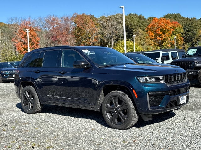 2027 Jeep Grand Cherokee GRAND CHEROKEE LIMITED RESERVE 4X4
