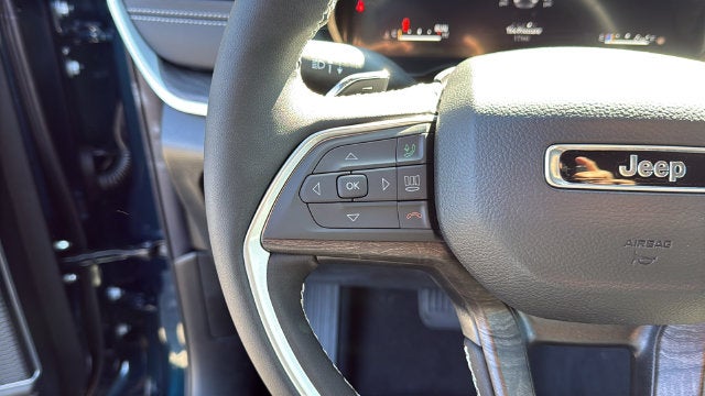 2027 Jeep Grand Cherokee GRAND CHEROKEE LIMITED RESERVE 4X4