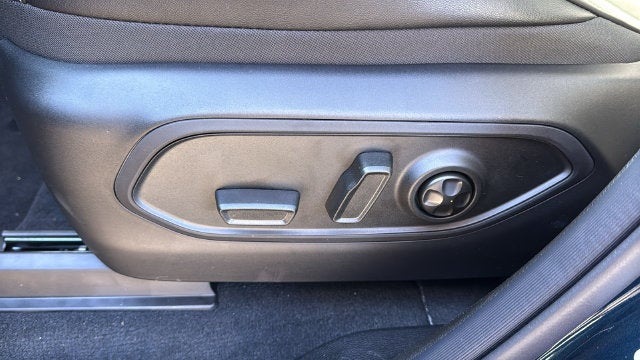 2027 Jeep Grand Cherokee GRAND CHEROKEE LIMITED RESERVE 4X4
