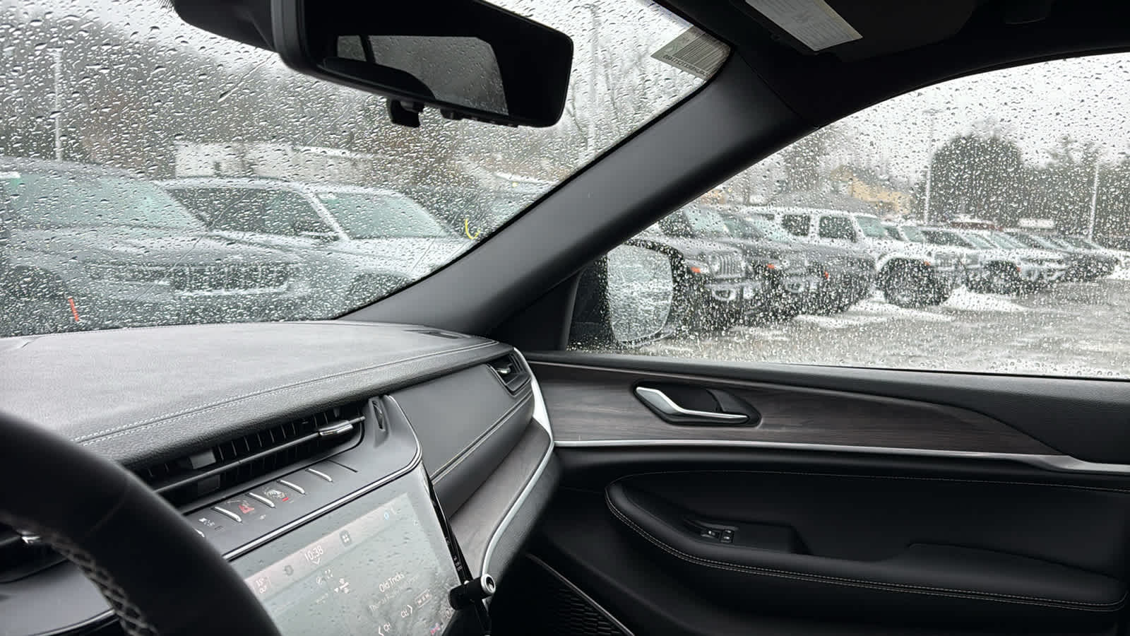 2026 Jeep Grand Cherokee Limited Reserve