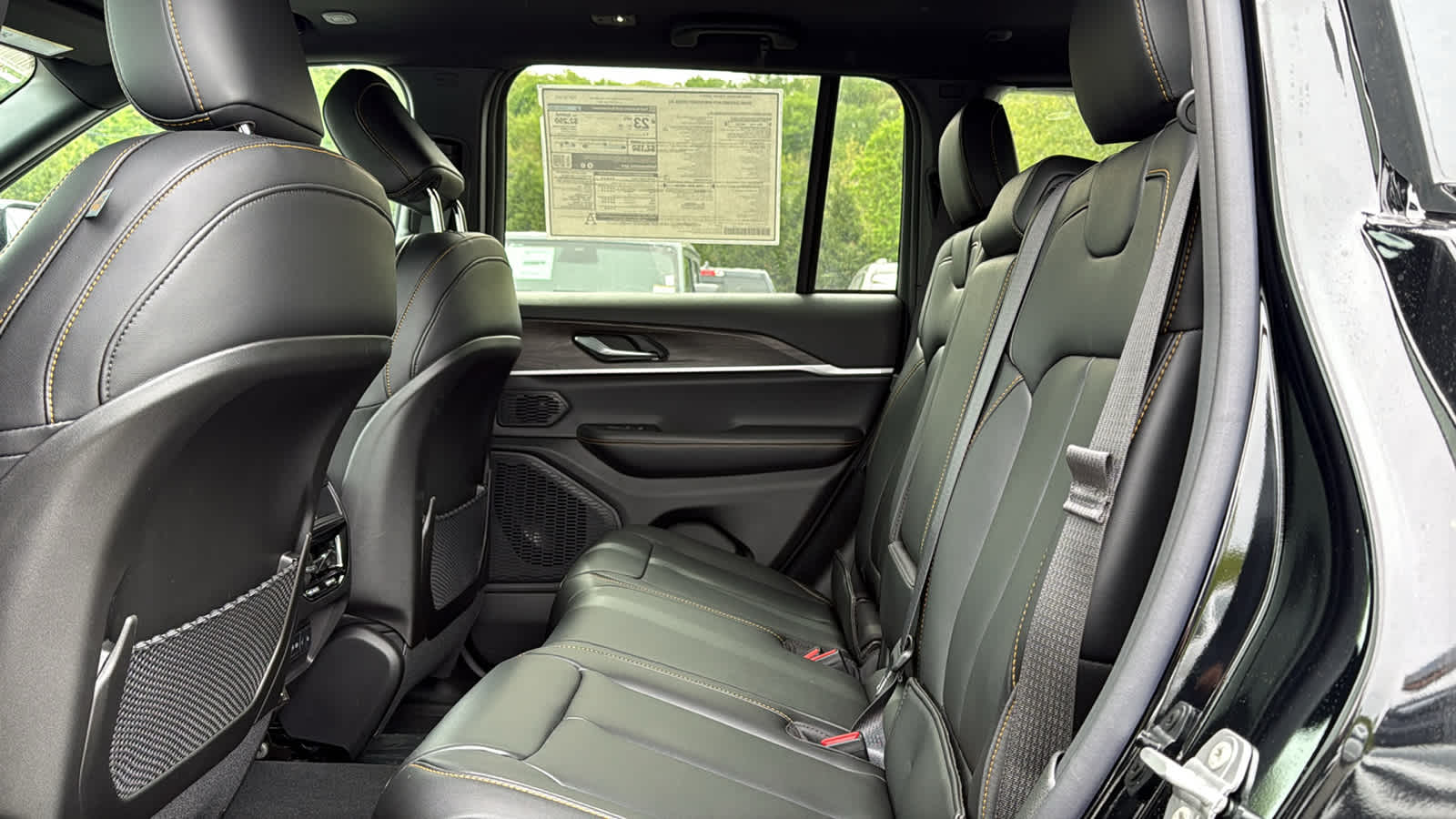 2026 Jeep Grand Cherokee 85th Anniversary Edition