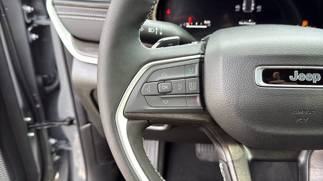 2027 Jeep Grand Cherokee GRAND CHEROKEE LIMITED 4X4