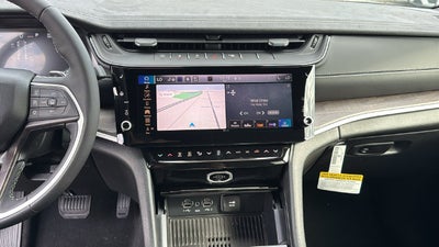 2027 Jeep Grand Cherokee GRAND CHEROKEE LIMITED 4X4