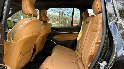 2025 Jeep Grand Cherokee Summit