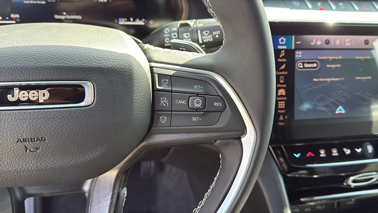 2026 Jeep Grand Cherokee L Laredo Altitude