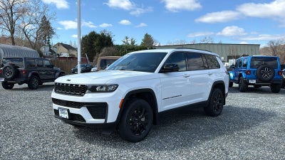 2026 Jeep Grand Cherokee L Laredo Altitude