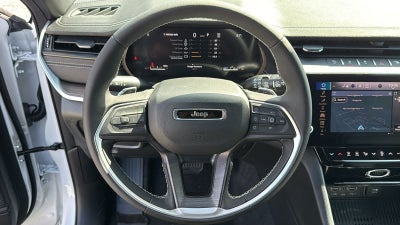 2026 Jeep Grand Cherokee L Laredo Altitude