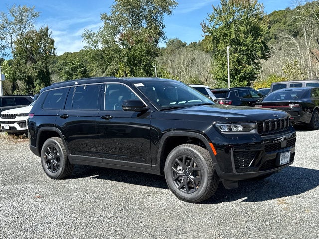 2027 Jeep Grand Cherokee L GRAND CHEROKEE L LAREDO ALTITUDE 4X4
