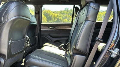 2027 Jeep Grand Cherokee L GRAND CHEROKEE L LAREDO ALTITUDE 4X4