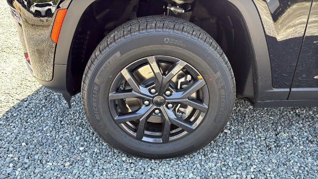 2027 Jeep Grand Cherokee L GRAND CHEROKEE L LAREDO ALTITUDE 4X4