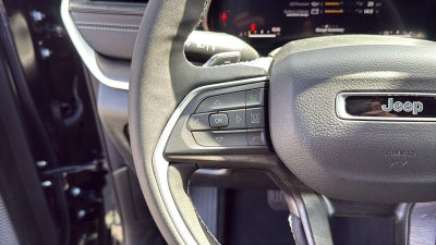2026 Jeep Grand Cherokee L Laredo Altitude