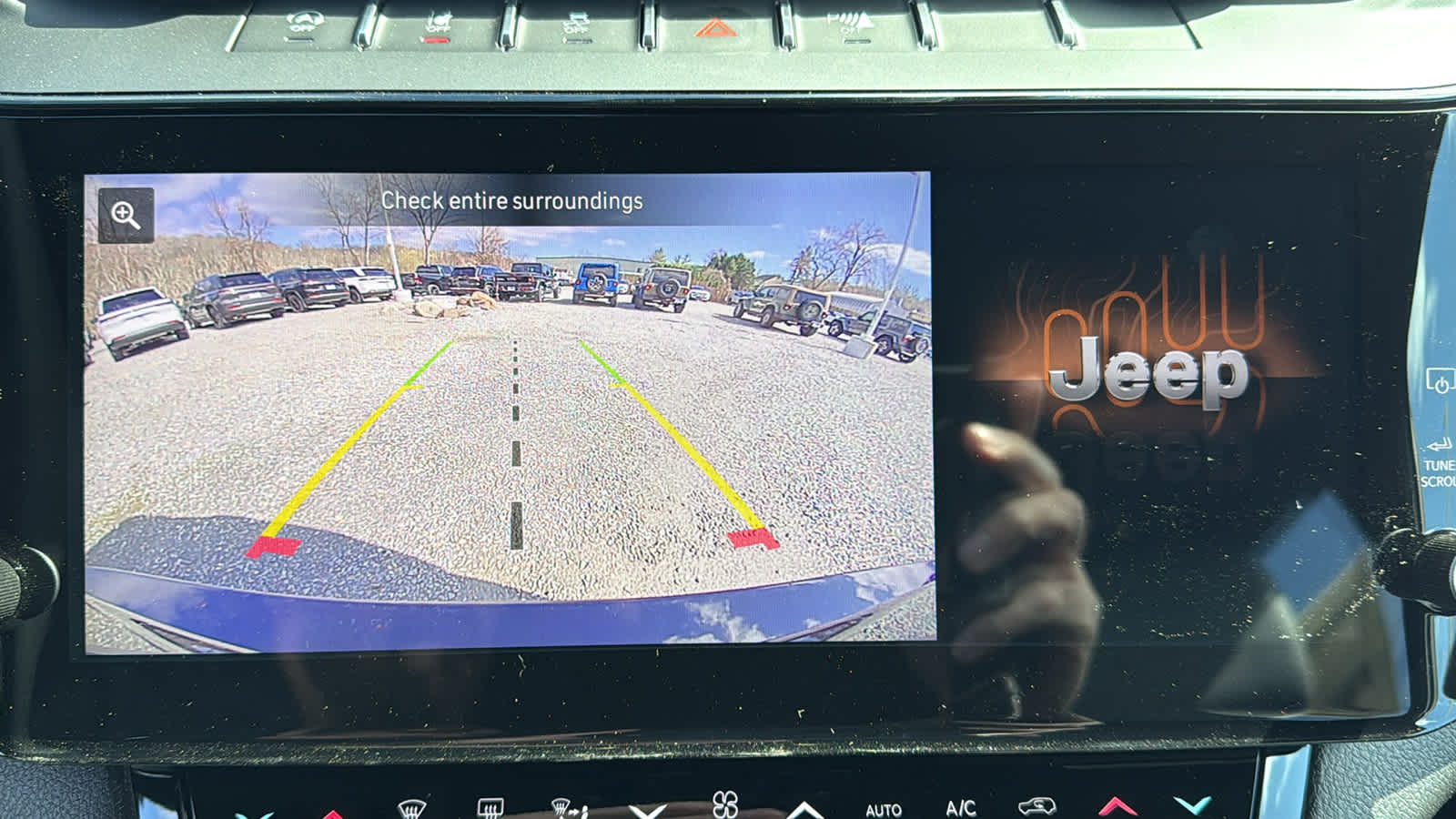2026 Jeep Grand Cherokee L Laredo Altitude
