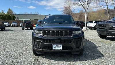 2026 Jeep Grand Cherokee L Laredo Altitude