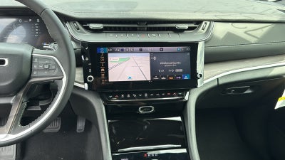 2027 Jeep Grand Cherokee L Laredo Altitude