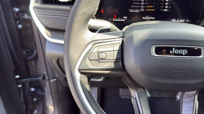 2026 Jeep Grand Cherokee L Laredo Altitude