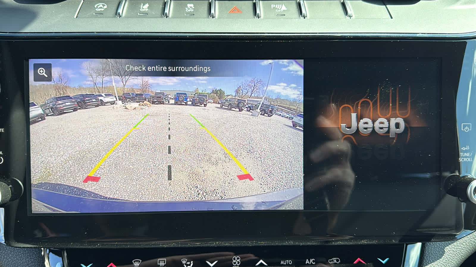 2026 Jeep Grand Cherokee L Laredo Altitude