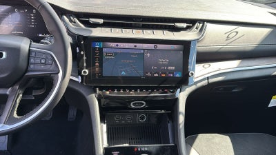 2026 Jeep Grand Cherokee L Laredo Altitude