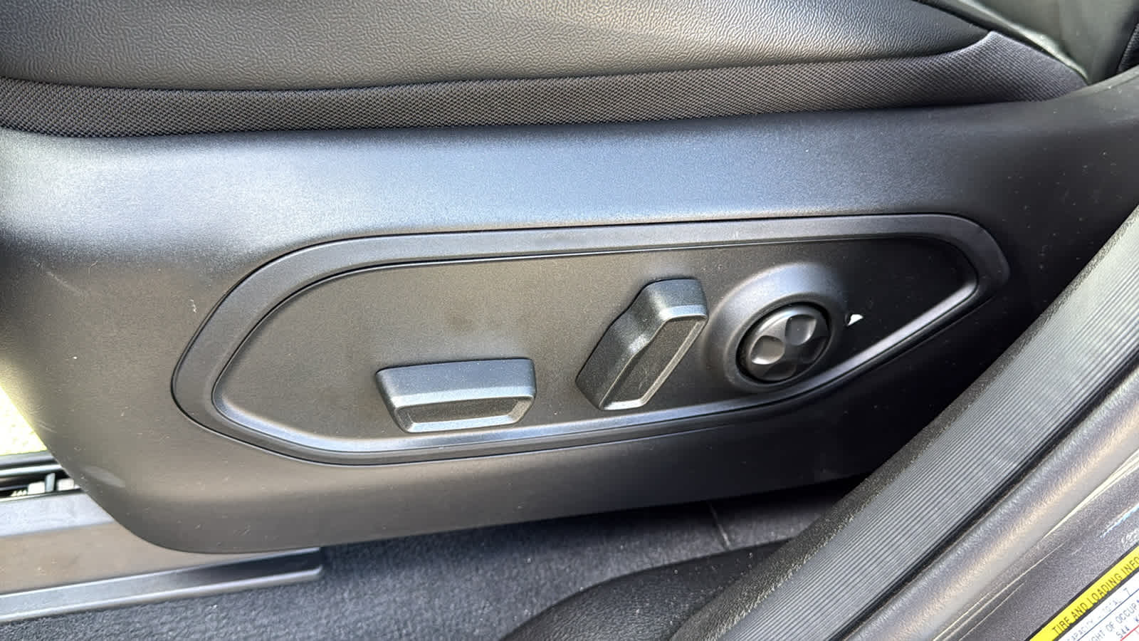 2026 Jeep Grand Cherokee L Laredo Altitude