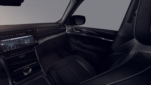 2026 Jeep Grand Cherokee L Laredo Altitude