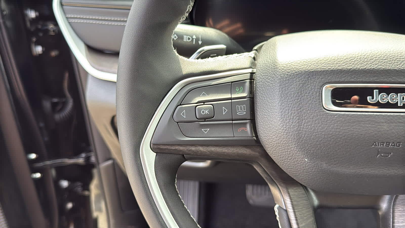 2026 Jeep Grand Cherokee L Laredo Altitude
