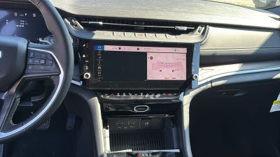 2026 Jeep Grand Cherokee L Laredo Altitude